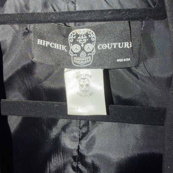 Short Black Blazer - Picture 7 of 7